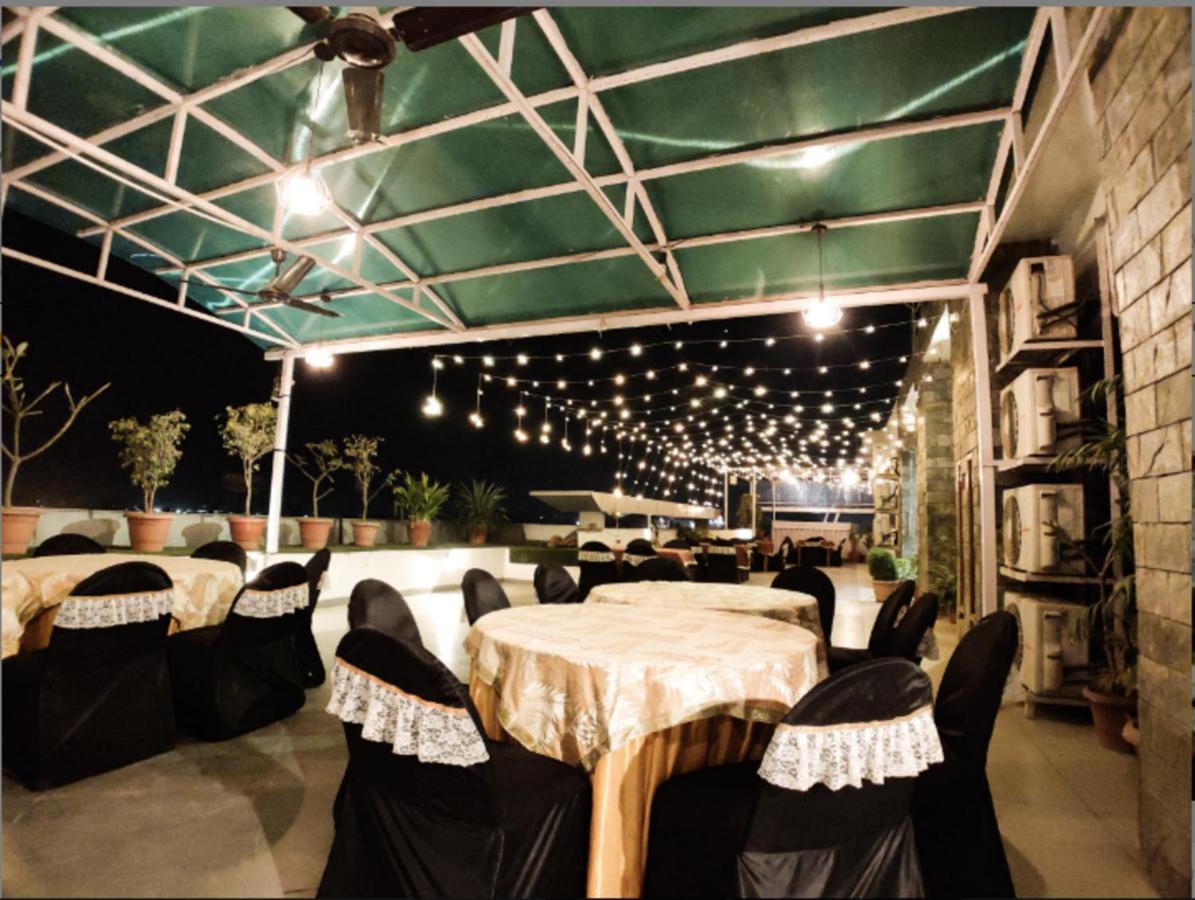 Rewa Hotel Badrika Inn מראה חיצוני תמונה
