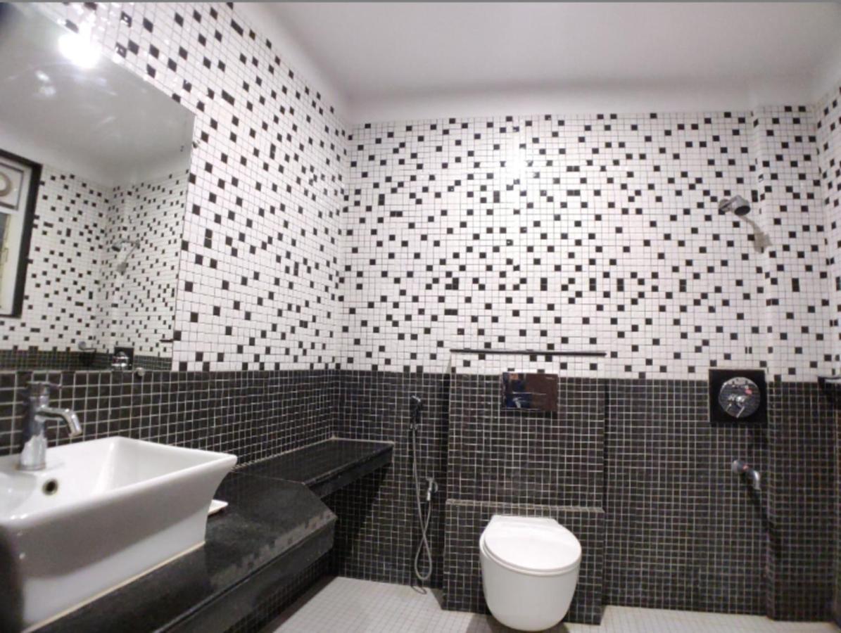 Rewa Hotel Badrika Inn מראה חיצוני תמונה